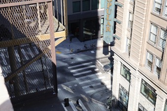 Enlarge photo 11