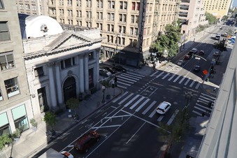 Enlarge photo 12