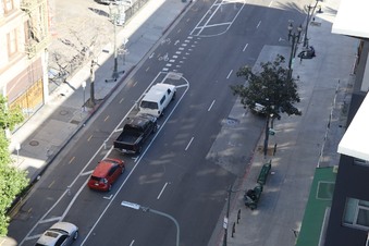 Enlarge photo 19