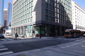 Enlarge photo 37