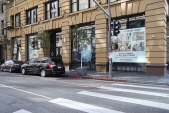 Enlarge photo 12