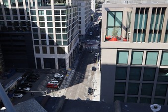 Enlarge photo 35