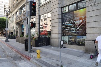 Enlarge photo 52