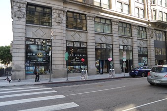 Enlarge photo 58