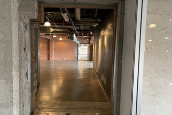 Enlarge photo 11