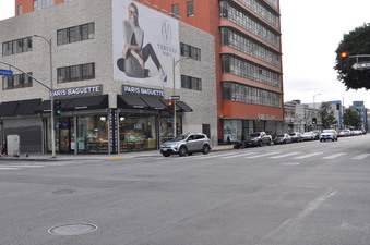Enlarge photo 19