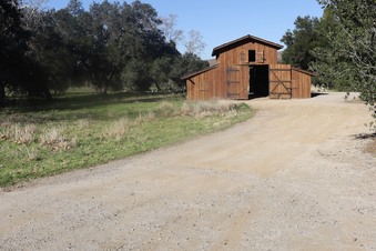 Enlarge photo 13