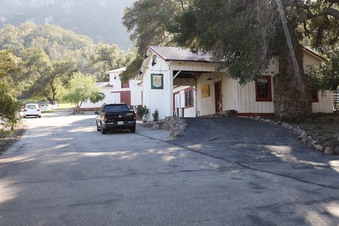 Enlarge photo 19