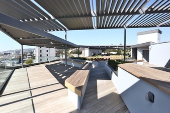 Enlarge photo 33