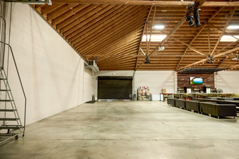 Enlarge photo 32