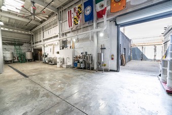 Enlarge photo 36