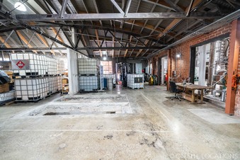 Enlarge photo 48