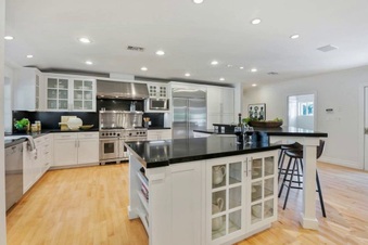 Enlarge photo 4
