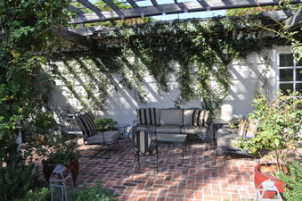 Enlarge photo 22