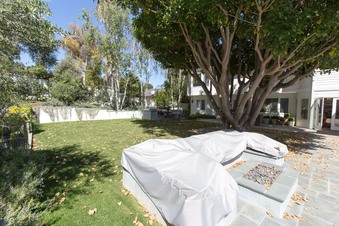 Enlarge photo 42