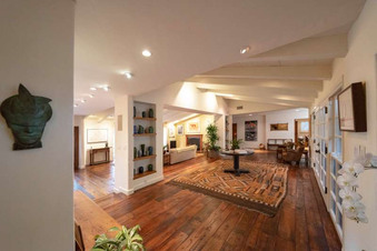Enlarge photo 32