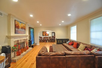 Enlarge photo 18