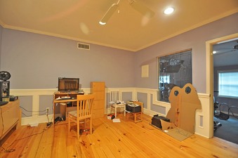 Enlarge photo 23