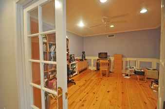 Enlarge photo 24