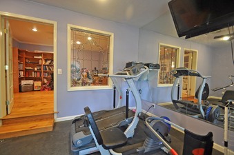 Enlarge photo 27