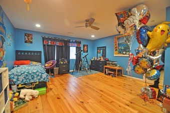 Enlarge photo 36