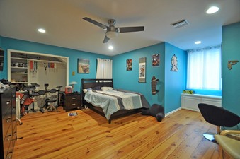 Enlarge photo 37