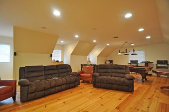 Enlarge photo 52