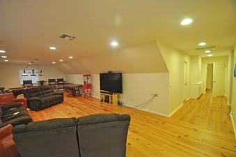 Enlarge photo 53