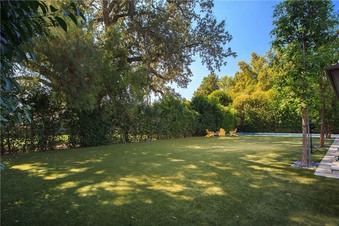Enlarge photo 34