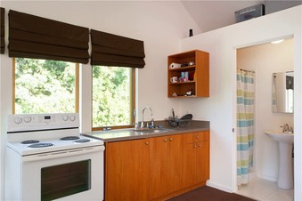 Enlarge photo 37