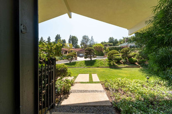 Enlarge photo 9