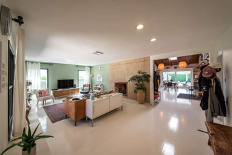 Enlarge photo 9