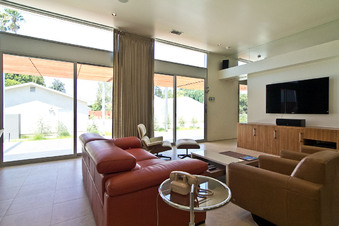 Enlarge photo 32