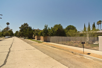 Enlarge photo 49