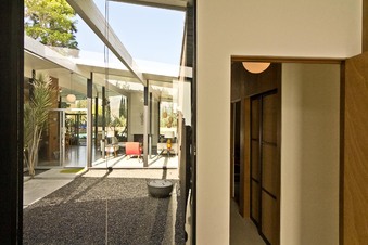 Enlarge photo 29