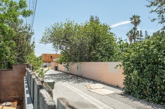 Enlarge photo 47