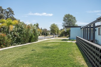Enlarge photo 51