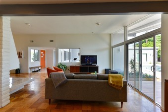 Enlarge photo 15