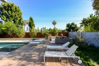 Enlarge photo 33