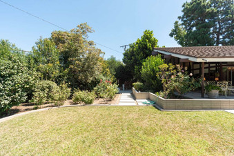 Enlarge photo 42