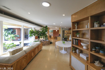 Enlarge photo 16