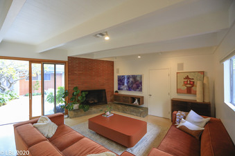 Enlarge photo 22
