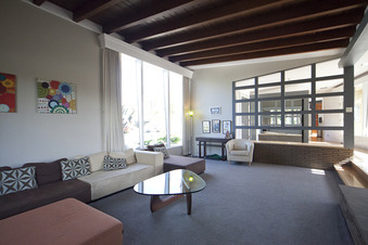 Enlarge photo 8