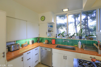 Enlarge photo 28