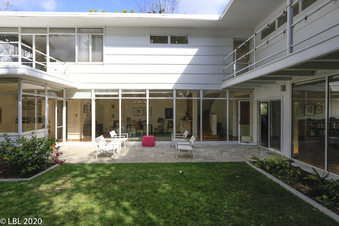 Enlarge photo 33
