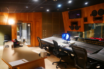 Enlarge photo 24