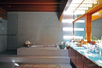 Enlarge photo 55