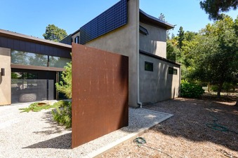 Enlarge photo 30