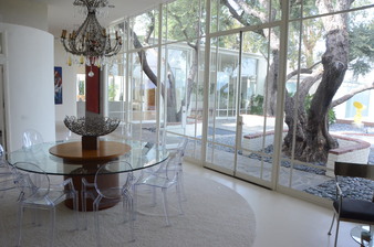 Enlarge photo 48