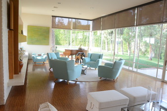 Enlarge photo 51